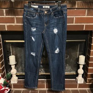 Dollhouse capris D21